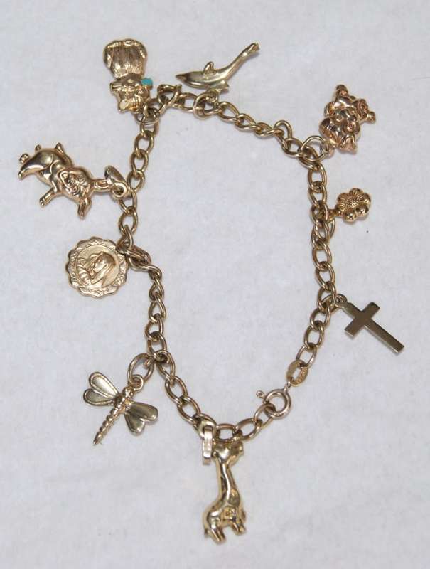 9ct Gold Charm Bracelet with 9 Gold Charms (12.2g) @ CRAZY LOW R1 START