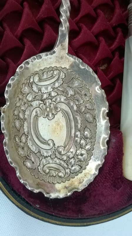 Set of two spoons - Boxed