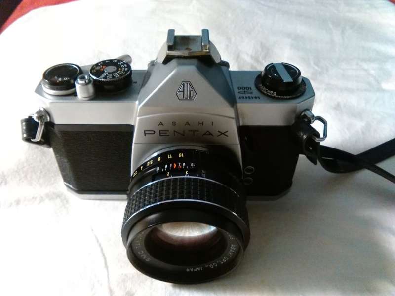Vintage Pentax Asahi SP 1000 + Zoom lens Vivitar 80-200mm Japan