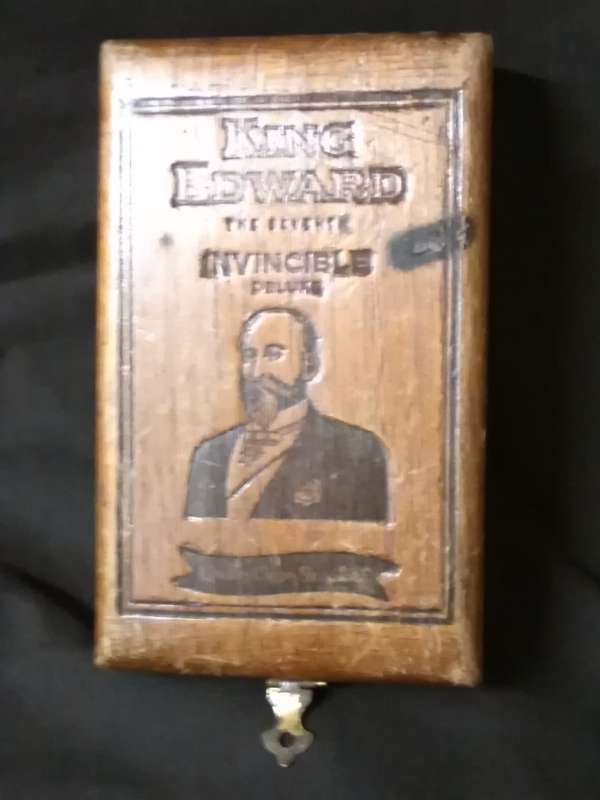 Old King Edward cigar box ..selling as per scan