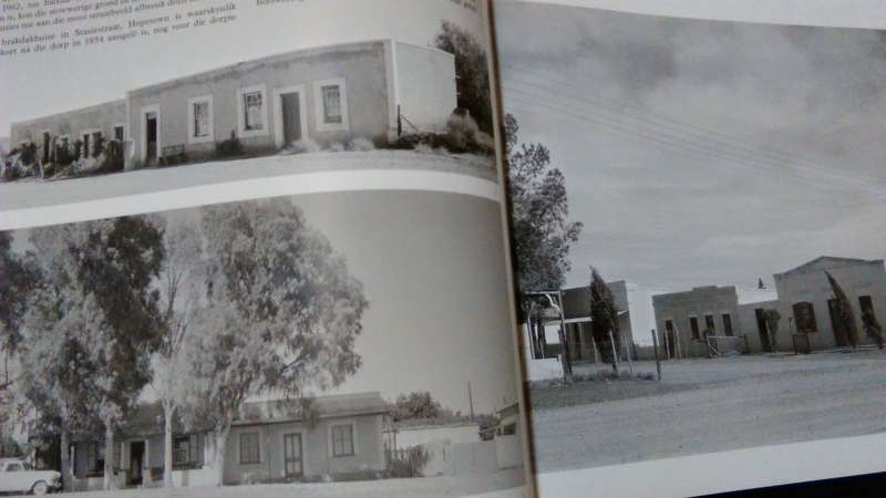 BRAKDAK (Platdakke in die Karoo) Gabriel Fagan 2008 ** Inscribed**