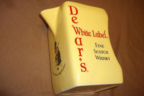 Wade Dewar's Pitcher -  Diameter base 9cm