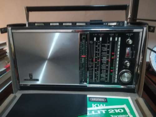 Vintage Grundig Satellit 6001 Transistor world Receiver Multi frequency Radio.