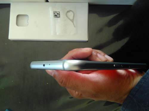 SAMSUNG GALAXY S6 32GB,IMMACULATE,BLK SAPPHIRE,FULL BOX,WIRELESS CHARGER AND MYSTERY GIFT,WARRANTY