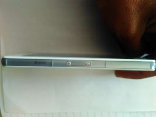 SONY EXPERIA Z3 COMPACT(SMALL),WHITE,BOX,ALL ACCESSORIES,SCREEN PROTECTOR,ORIGINAL