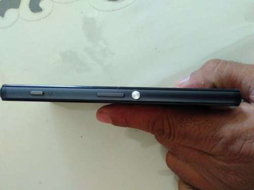 SONY EXPERIA Z3 COMPACT(SMALL),BLACK,BOX,ALL ACCESSORIES,SCREEN PROTECTOR,WARRANTY