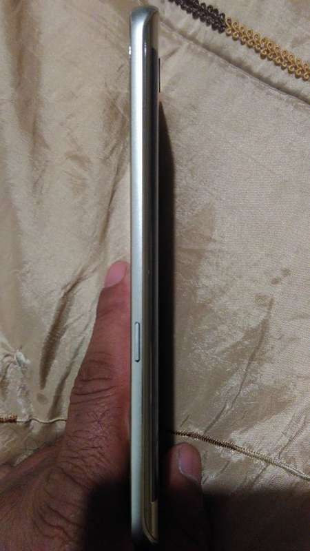 SAMSUNG GALAXY S6 64GB EDGE,PLATINUM GOLD,FULL BOX, AND MYSTERY GIFT