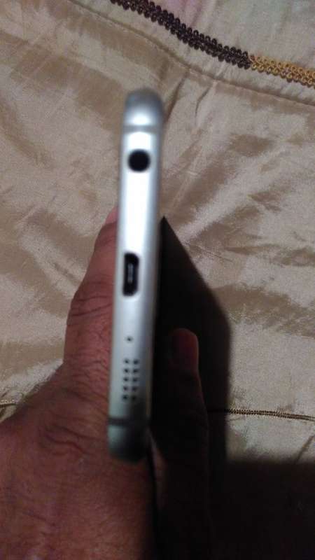 SAMSUNG GALAXY S6 64GB EDGE,PLATINUM GOLD,FULL BOX, AND MYSTERY GIFT