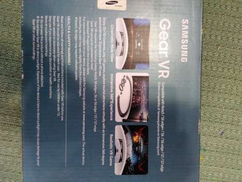 SAMSUNG GEAR VR WITH BOX,FROST WHITE IN EXCELLENT CONDITION. HARDLY USED