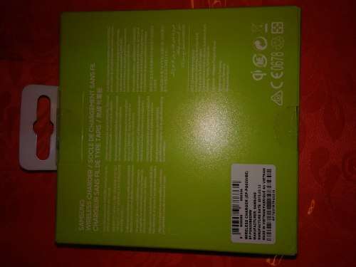 SAMSUNG WIRELESS CHARGER,BRAND NEW IN SEALED FACTORY PACKAGING,10/10