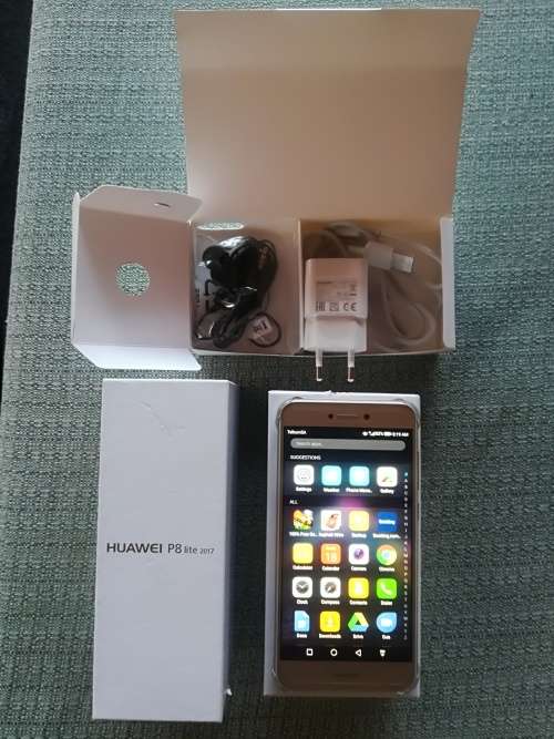 HUAWEI P8 LITE 2017,SINGLE SIM,GOLD,10/10,BOX,ACCESSORIES,WARRANTY,LOCAL,