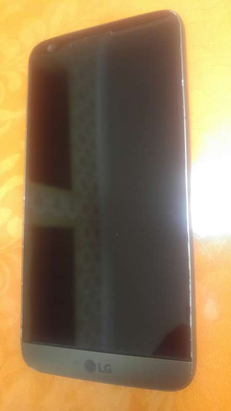 ###FREE SHIPPING###LG G5 32GB,TITANIUM COLOUR,ACCESSORIES,9/10