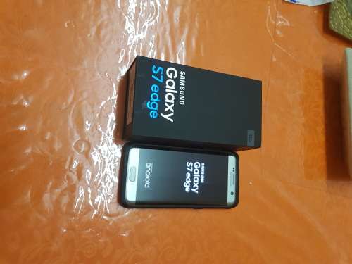 SAMSUNG GALAXY S7 EDGE 32GB,SILVER TITANIUM,PRISTINE CONDITION,BOX AND ALL ACCESSORIES