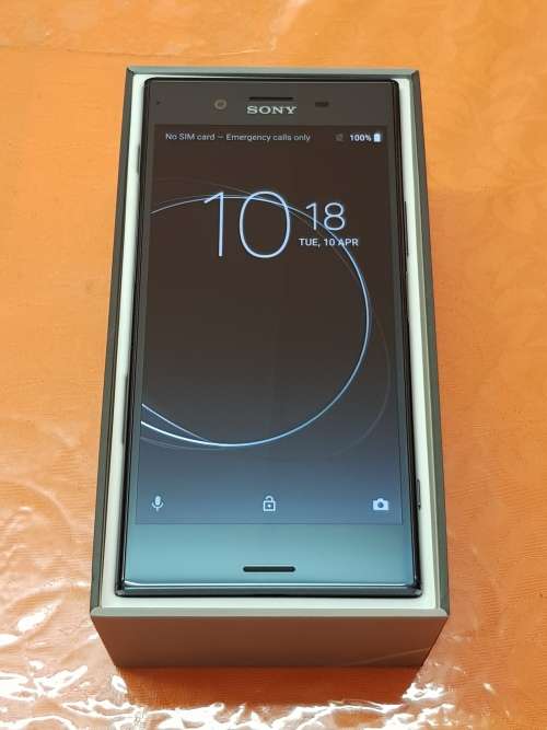 SONY EXPERIA XZ PREMIUM 64GB, DEAP SEA BLACK,ALL ACCESSORIES,LOCAL,10/10