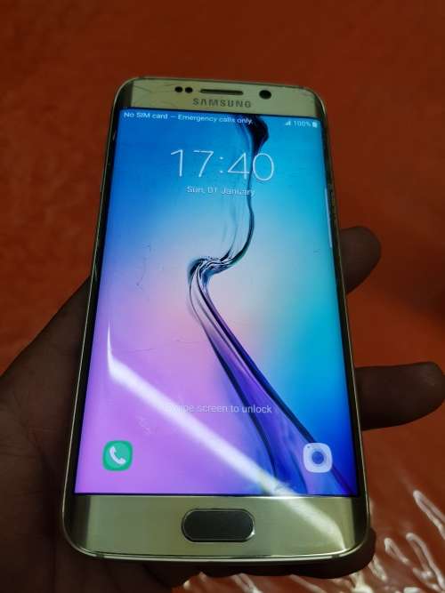 SAMSUNG GALAXY S6 EDGE 64GB,PRESTINE CONDITION,GOLD PLATNUM,CHARGER,EARPHONES & BOX,-PLEASE READ!!!!