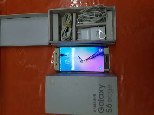 SAMSUNG GALAXY S6 EDGE 64GB,PRESTINE CONDITION,GOLD PLATNUM,CHARGER,EARPHONES & BOX,-PLEASE READ!!!!