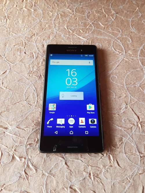 SONY EXPERIA M4 AQAU,BLACK,LIKE NEW CONDITION,CHARGER AND USB CABLE,LOCAL
