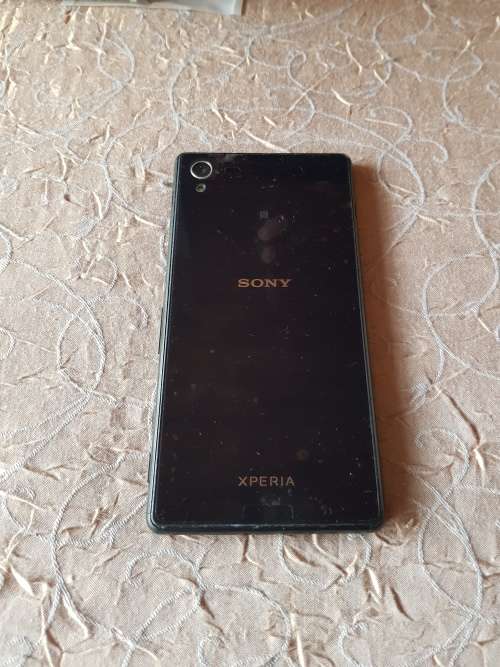 SONY EXPERIA M4 AQAU,BLACK,LIKE NEW CONDITION,CHARGER AND USB CABLE,LOCAL