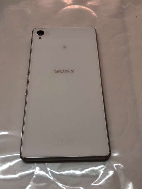 SONY EXPERIA Z3(BIG),WHITE,10/10,ALL ACCESSORIES,LOCAL,SEE PICS
