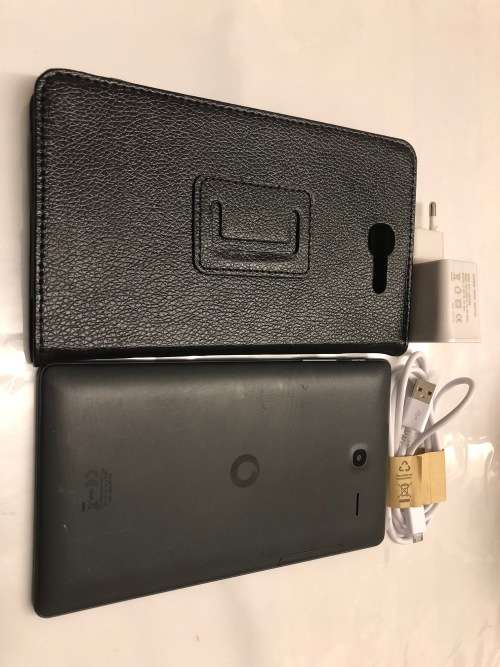 VODACOM POWER 7 INCH,9.9/10,NEW CONDITION,SCREEN PROTECTOR,NEW POUCH,CHARGER&USB CABLE,3G AND WIFI