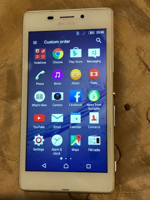 SONY EXPERIA M2 AQAU,WHITE,LIKE NEW CONDITION,CHARGER&USB CABLE,POUCH,TEMPERED GLASS PROTECTOR,LOCAL