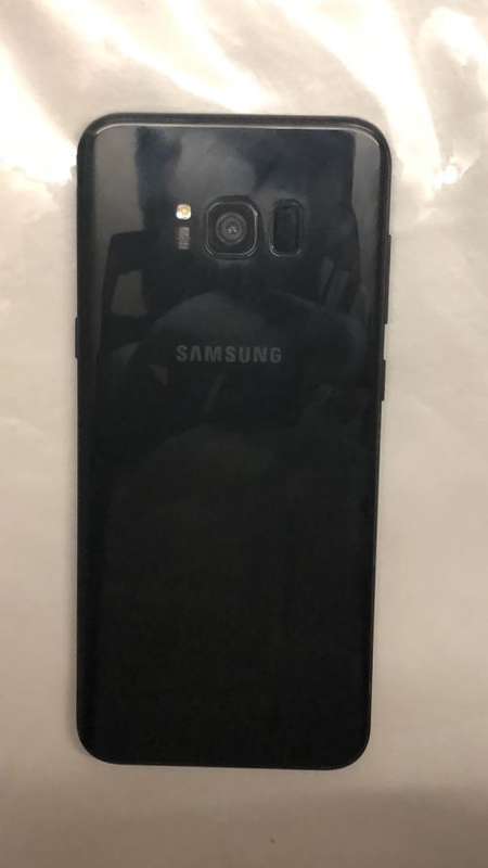 SAMSUNG GALAXY S8 PLUS 64GB,9.8/10,MIDNIGHT BLACK,BOX,ACCESSORIES,WARRANTY DOCS,FREE GIFT