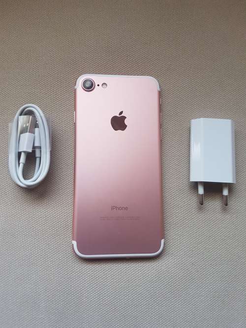 iPhone 7 256GB, EXCELLENT CONDITION,ROSE GOLD,CHARGER AND USB CABLE, 10/10