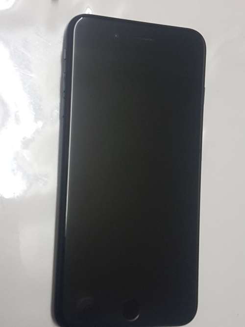 iPhone 7 PLUS 128GB, BRAND NEW CONDITION,MATT BLACK,CHARGER AND USB CABLE, 10/10