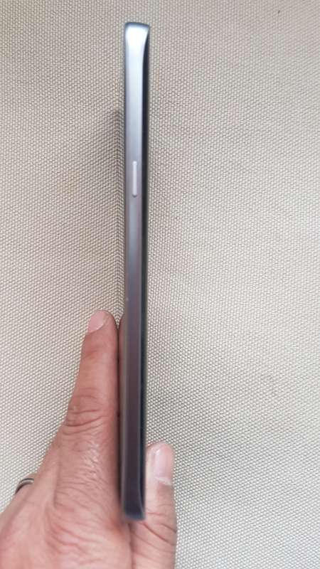 SAMSUNG GALAXY NOTE 5 32GB,IMMACULATE CONDITION,SAPPHIRE BLACK,FREE ACCESSORIES