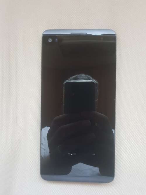 LG V20 64GB,4GB RAM,TITANIUM,FREE ACCESSORIES,10/10 PHYSICAL CONDITION
