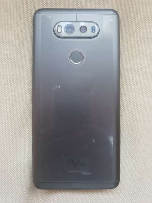 LG V20 64GB,4GB RAM,TITANIUM,FREE ACCESSORIES,10/10 PHYSICAL CONDITION