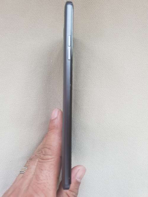 LG V20 64GB,4GB RAM,TITANIUM,FREE ACCESSORIES,10/10 PHYSICAL CONDITION