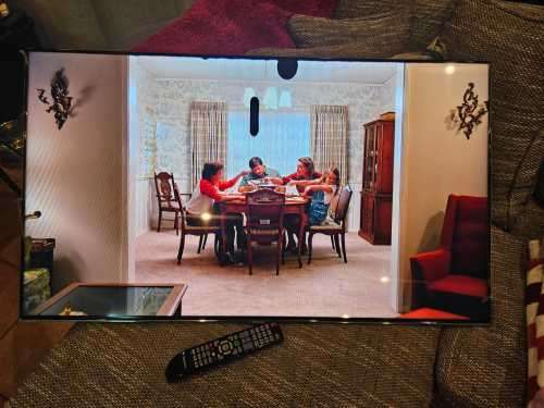 SAMSUNG 46 INCH LED TV, UA46H7000ATXXA, SMART 3D, PLEASE READ DESCRIPTION AND SEE PICS.
