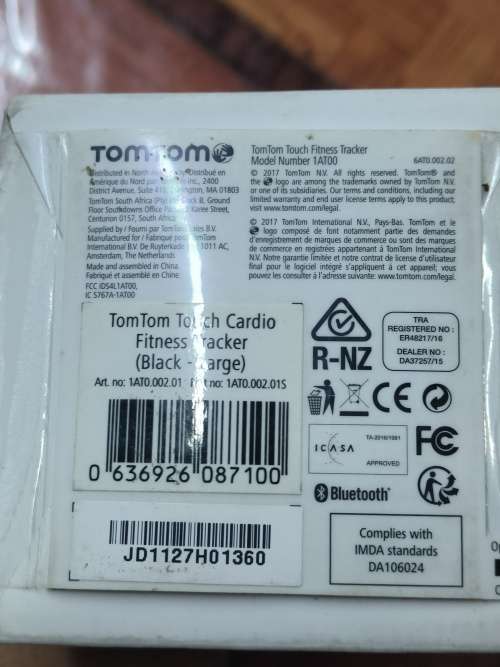 TOMTOM SPORTS TOUCH, COMPLETE IN THE BOX. LOOKS NEW.