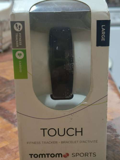 TOMTOM SPORTS TOUCH, COMPLETE IN THE BOX. LOOKS NEW.