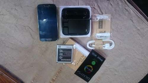 Samsung Galaxy S4 32GB, Black,PRESTINE CONDITION,Local,ORIGINAL with Extra's and WARRANTY.
