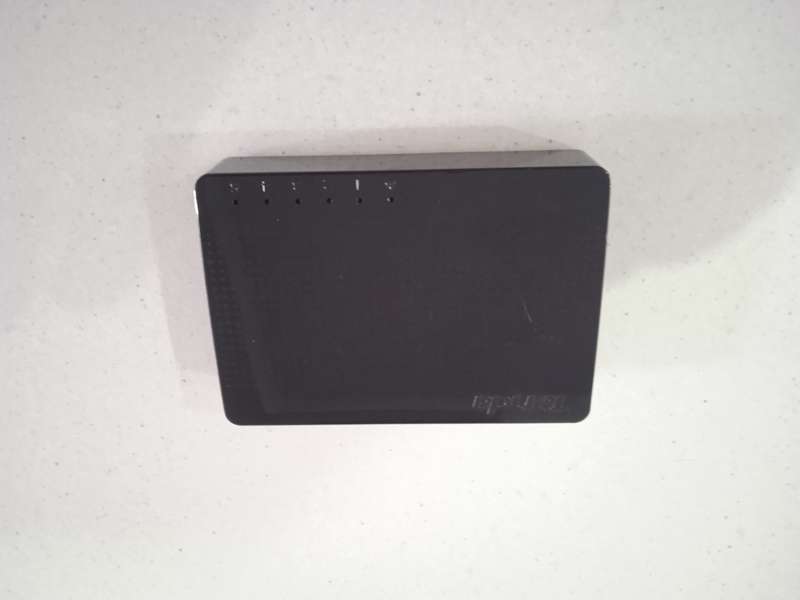 Tenda Switch 5-Port Gigabit Desktop Switch