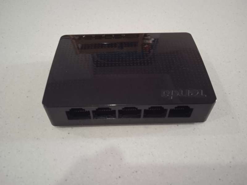 Tenda Switch 5-Port Gigabit Desktop Switch