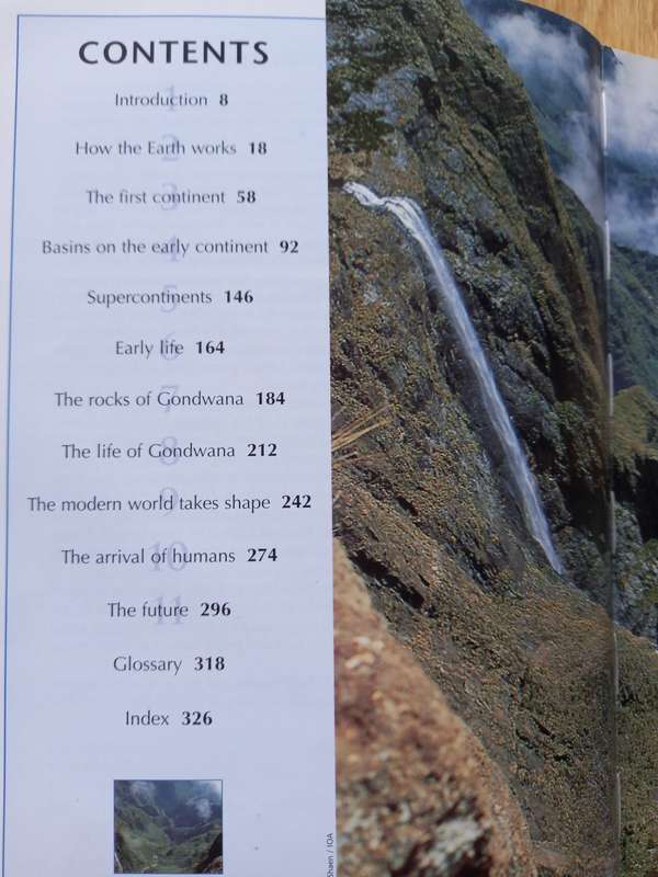 The Story of Earth & Life - A southern African perspective on a 4.6 billion year journey by Terence