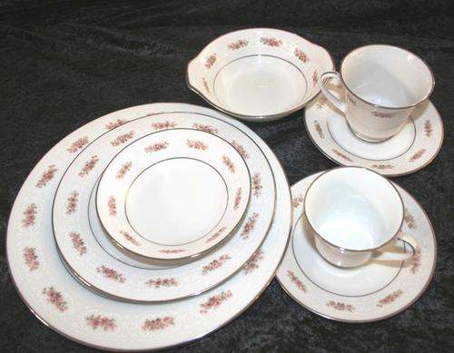 Royal China dinner service/ Noritake coffee set Petula pattern