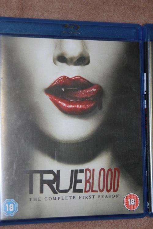 TRUE BLOOD BOX SET BLU RAY    Season 1