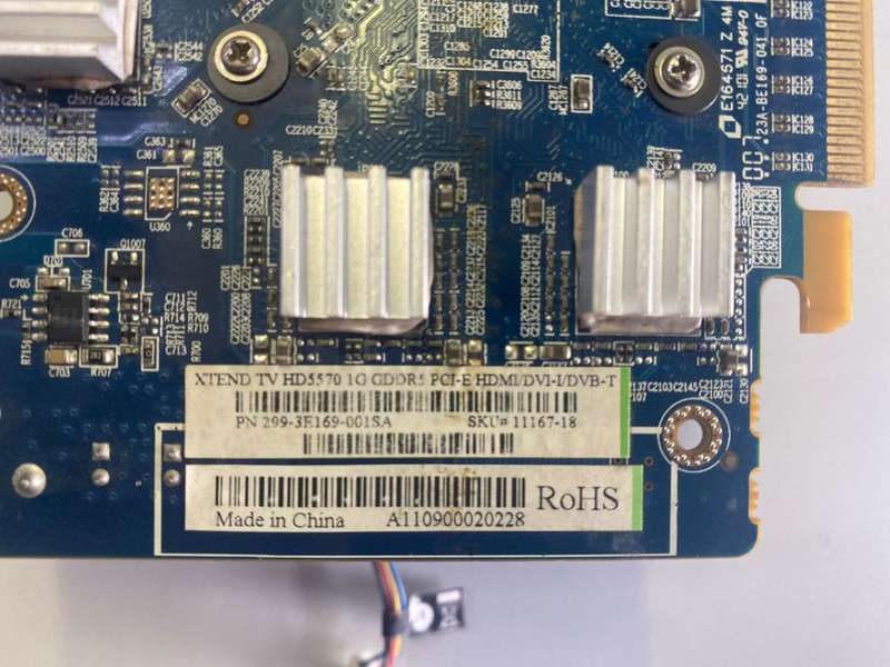 Sapphire Technology ATI Radeon 5570 HD 1GB PCI-Express HDMI XtendTV
