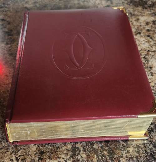 LE Must de Cartier Handbook in Leather binding