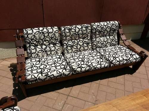 Solid Wooden 5 Seater Couch (INCL COFFEE TABLE)