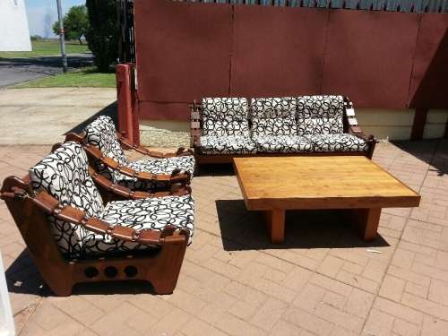 Solid Wooden 5 Seater Couch (INCL COFFEE TABLE)