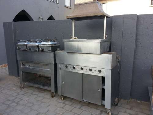 Restaurant Kitchen Equipment (Bulk Lot 7 x Items).