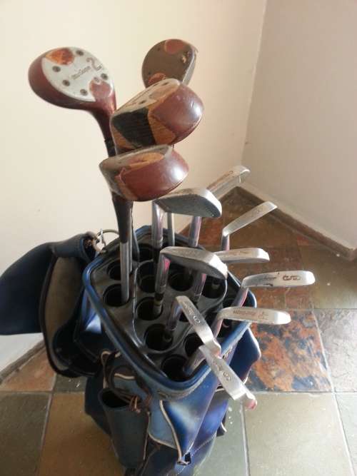 Golf Set with Bag.