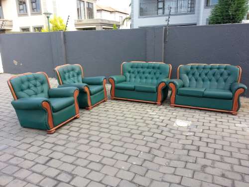 Green Leather Lounge Suite