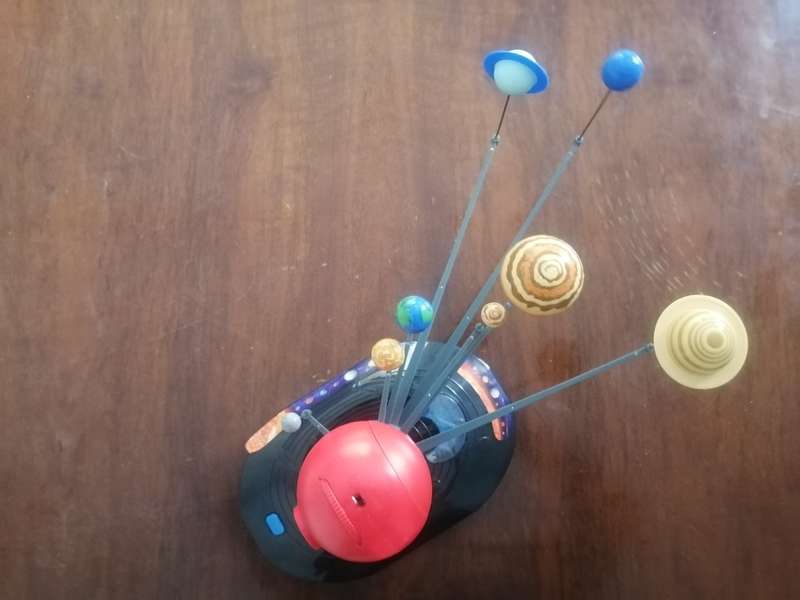 Solar system with projector
