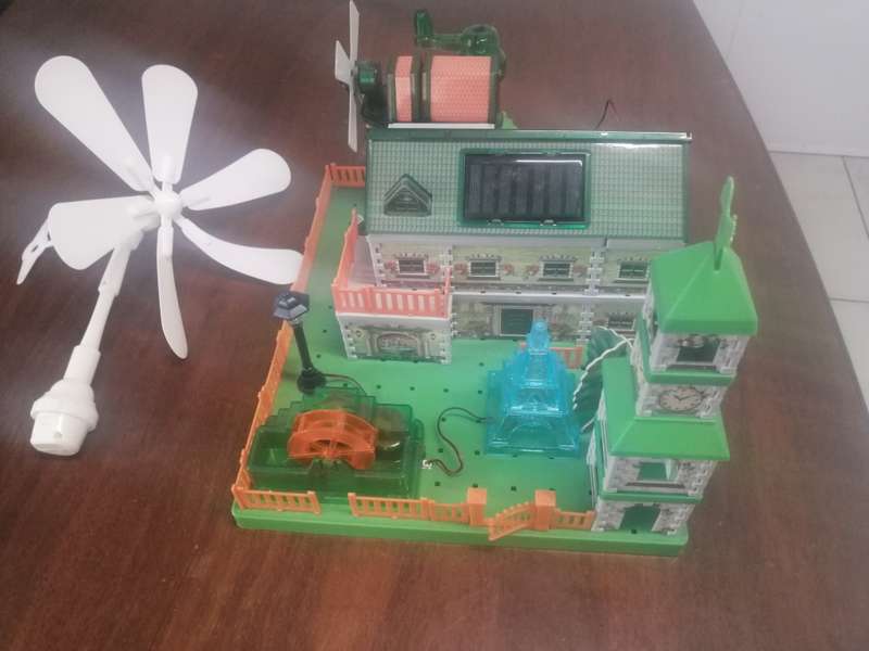 Green Energy Paradise SOLAR HOUSE